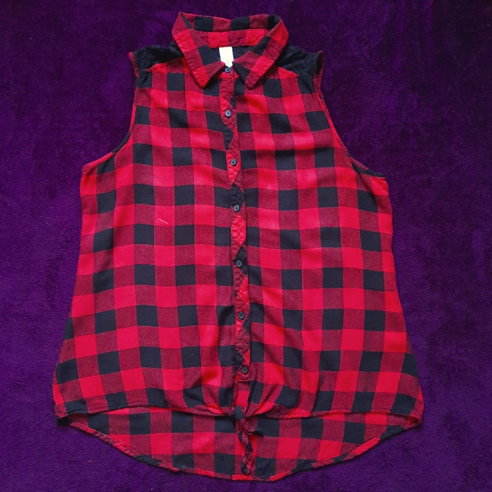 No Boundaries XL Buffalo Plaid Button Down Top